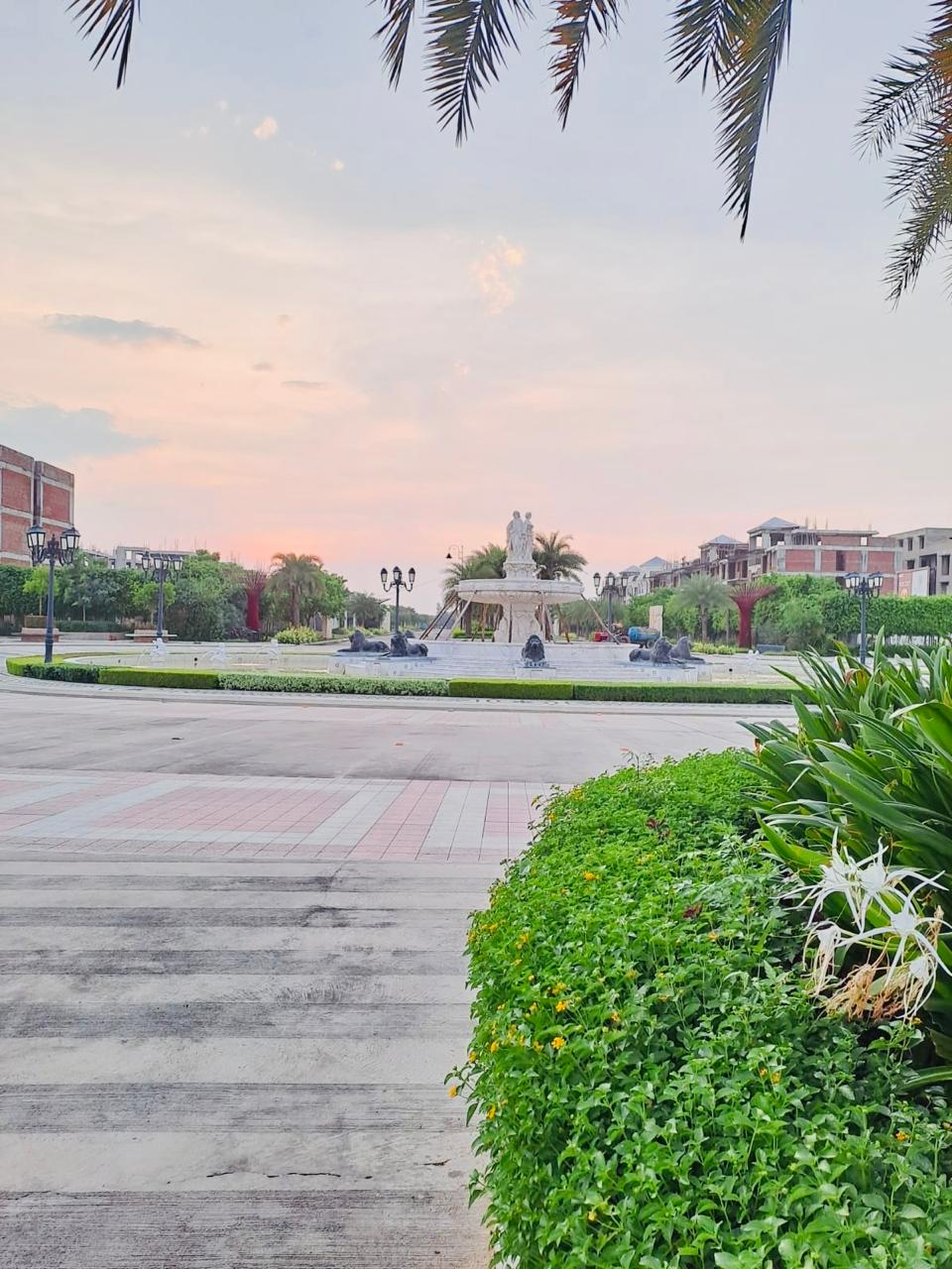 Celestia Gold, Grande & Royale